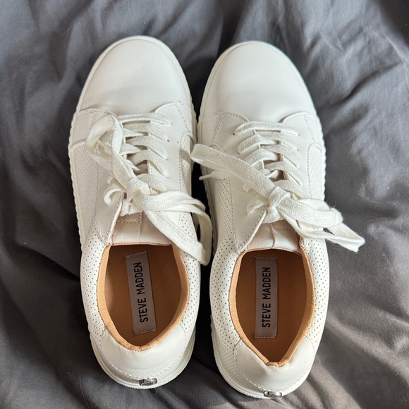 Steve Madden Shoes - Steve Madden Classic White Lace-Up Sneakers